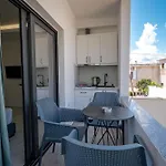 Sefedin Apartamento *